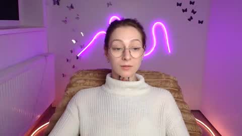 Snapshot of alexa_kittie chatting on 04-27-26, 11:41 Alexa online show from 04-27-26, 11:41