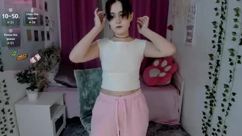 Snapshot of alexa_lexi chatting on 05-07-26, 11:26 alexa_lexi online show from 05-07-26, 11:26