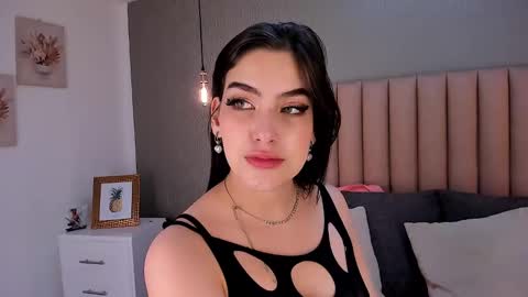 Snapshot of alexa_thaylor_ chatting on 03-04-25, 07:01 Alexa Thaylor online show from 03-04-25, 07:01