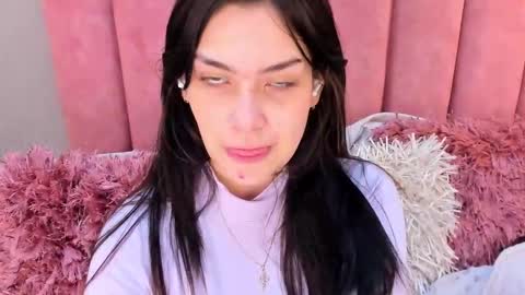 Snapshot of alexa_thaylor_ chatting on 10-10-25, 03:11 Alexa Thaylor online show from 10-10-25, 03:11