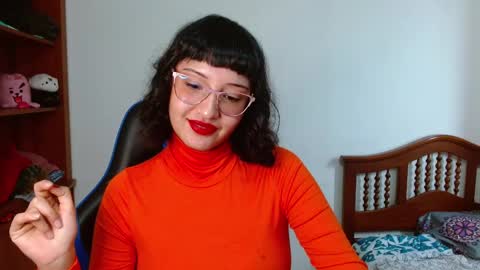 Alexandra 3 online show from 10-31-25, 01:01