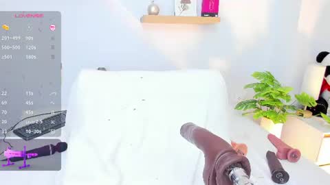 Snapshot of alexaa_lovely chatting on 07-22-26, 08:33 Alexa online show from 07-22-26, 08:33