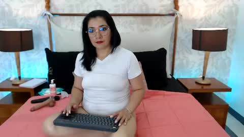 Snapshot of alexaa_sanz chatting on 06-16-26, 05:59 Alexaa sanz online show from 06-16-26, 05:59