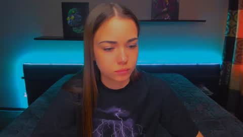 angel online show from 12-25-24, 03:29