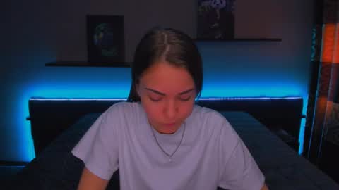 angel online show from 02-19-25, 06:33