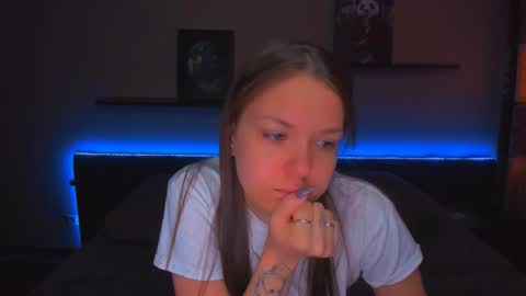 angel online show from 02-25-26, 01:26