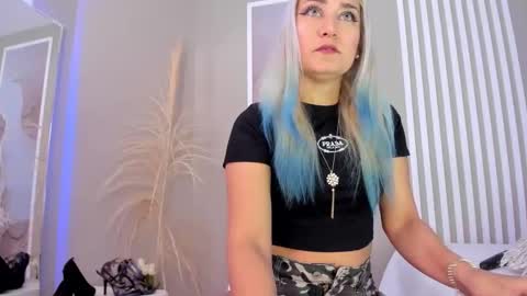 Snapshot of alexacoldd chatting on 01-06-26, 12:31 alexacoldd online show from 01-06-26, 12:31