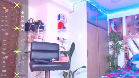 alexafoxxy01 online show from 03-25-26, 06:58