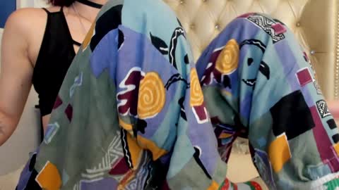 Snapshot of alexafoxy18 chatting on 12-22-24, 05:34 ALEXA online show from 12-22-24, 05:34