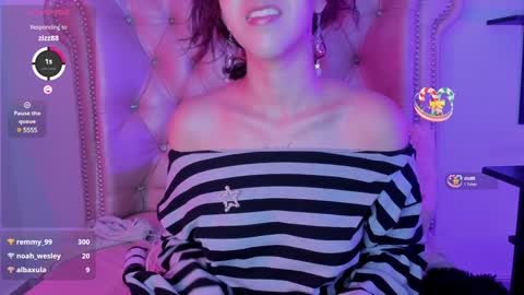 Snapshot of alexafoxy18 chatting on 01-16-25, 10:32 ALEXA online show from 01-16-25, 10:32