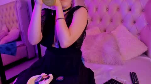 Snapshot of alexafoxy18 chatting on 01-30-25, 04:27 ALEXA online show from 01-30-25, 04:27