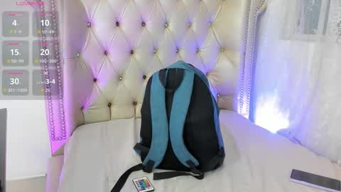 Snapshot of alexafoxy18 chatting on 10-01-25, 07:03 ALEXA online show from 10-01-25, 07:03