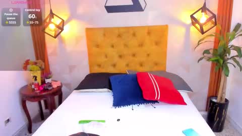 Snapshot of alexagomez07 chatting on 02-18-26, 12:23 alexagomez07 online show from 02-18-26, 12:23