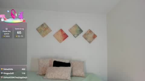 Snapshot of alexalovecastle1 chatting on 11-28-25, 02:36 Alexandra Castillo online show from 11-28-25, 02:36