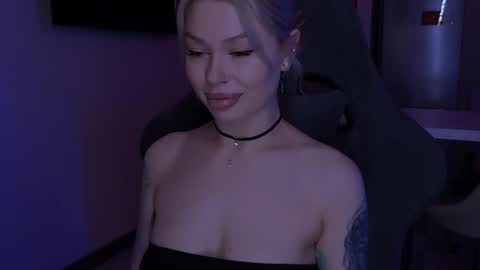 Alexa Mason online show from 11-04-25, 02:10