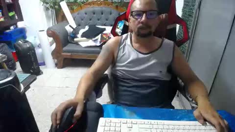 Snapshot of alexamdergal chatting on 12-19-24, 10:21 Alexamdergal online show from 12-19-24, 10:21