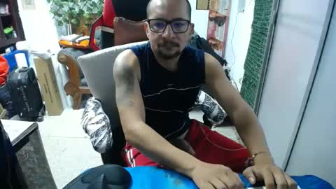 Snapshot of alexamdergal chatting on 01-09-25, 06:04 Alexamdergal online show from 01-09-25, 06:04