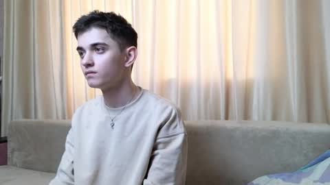 Snapshot of alexander_18_xxl chatting on 04-11-26, 08:07 Alexander online show from 04-11-26, 08:07