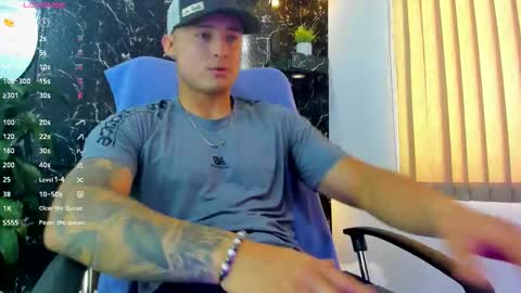 Snapshot of alexander_ferre chatting on 09-20-25, 03:02 Alexander online show from 09-20-25, 03:02