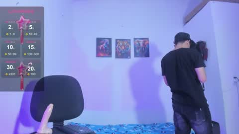 Snapshot of alexander_hot_20 chatting on 06-24-26, 10:31 alexander_hot_20 online show from 06-24-26, 10:31