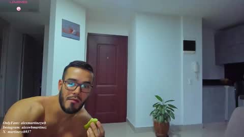 Onlyfansalexmartinezwb  Instagram alexwbmartinez  Twitter martinezcb937 online show from 09-11-25, 10:43