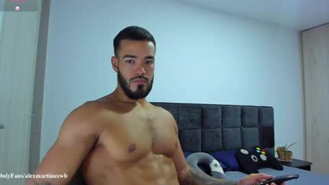 Onlyfansalexmartinezwb  Instagram alexwbmartinez  Twitter martinezcb937 online show from 03-29-26, 11:38