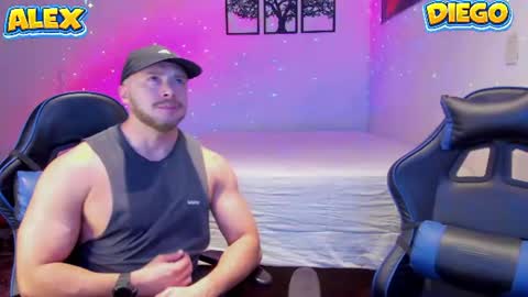 Snapshot of alexanderjaz chatting on 06-10-26, 10:52 Alexander Jaz online show from 06-10-26, 10:52