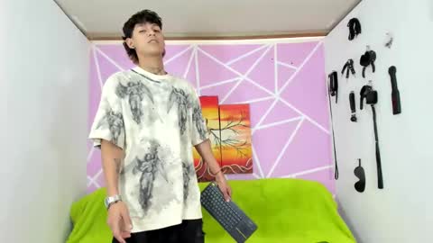 Snapshot of alexandluke1 chatting on 01-24-25, 07:39 chicos hot online show from 01-24-25, 07:39