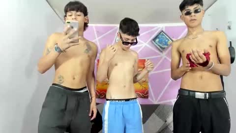 Snapshot of alexandluke1 chatting on 01-29-25, 10:01 chicos hot online show from 01-29-25, 10:01