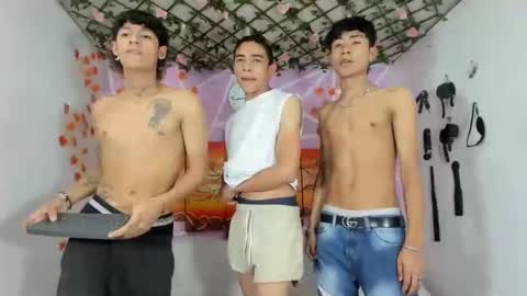 Snapshot of alexandluke1 chatting on 02-22-25, 01:44 chicos hot online show from 02-22-25, 01:44