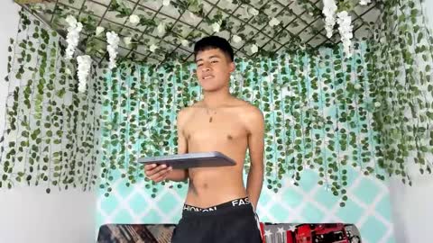 Snapshot of alexandluke1 chatting on 02-26-25, 08:00 chicos hot online show from 02-26-25, 08:00