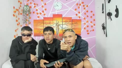 Snapshot of alexandluke1 chatting on 03-11-25, 03:45 chicos hot online show from 03-11-25, 03:45