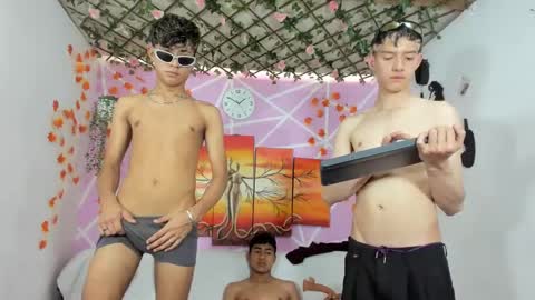 Snapshot of alexandluke1 chatting on 03-11-25, 06:52 chicos hot online show from 03-11-25, 06:52