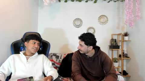 Snapshot of alexandluke1 chatting on 10-10-25, 01:32 chicos hot online show from 10-10-25, 01:32