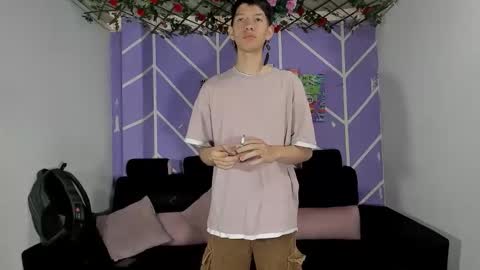 Snapshot of alexandluke1 chatting on 02-20-26, 01:33 chicos hot online show from 02-20-26, 01:33