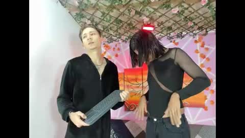 Snapshot of alexandluke1 chatting on 02-25-26, 01:43 chicos hot online show from 02-25-26, 01:43