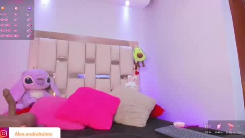 alexandra_holms1 online show from 09-29-25, 09:19