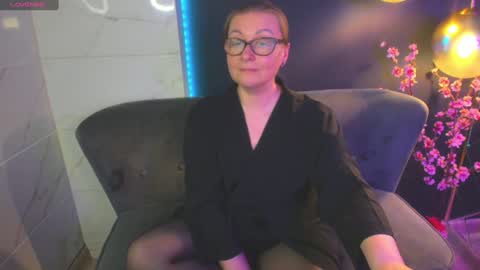 Snapshot of alexandra_kind chatting on 01-11-25, 03:13 Alexandra online show from 01-11-25, 03:13