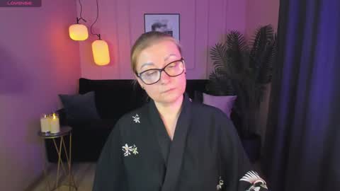 Snapshot of alexandra_kind chatting on 02-08-25, 05:29 Alexandra online show from 02-08-25, 05:29