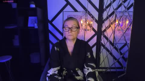 Snapshot of alexandra_kind chatting on 02-15-25, 04:47 Alexandra online show from 02-15-25, 04:47