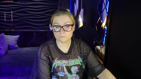 Snapshot of alexandra_kind chatting on 02-20-25, 12:52 Alexandra online show from 02-20-25, 12:52