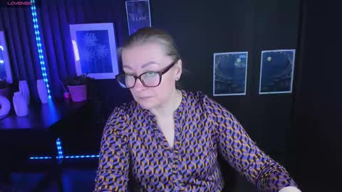 Snapshot of alexandra_kind chatting on 02-21-25, 08:49 Alexandra online show from 02-21-25, 08:49