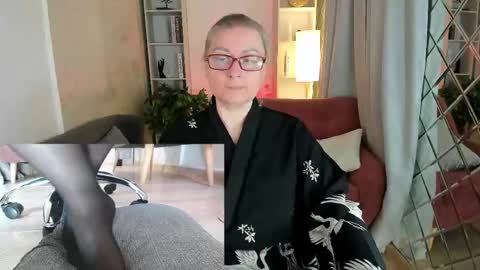 Alexandra online show from 05-05-26, 02:36