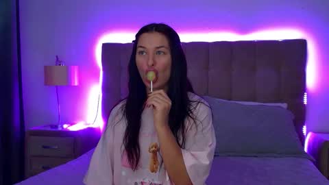 AlexandraBloom online show from 11-13-25, 07:02