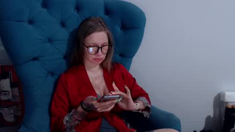 Alexandra online show from 01-25-25, 03:19