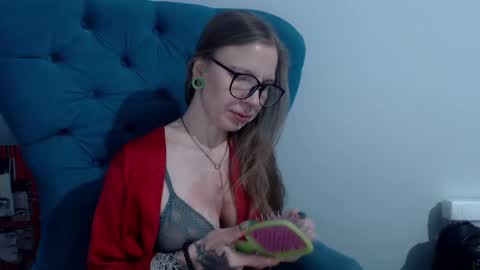 Alexandra online show from 02-07-25, 06:45