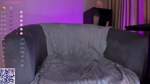 Snapshot of alexanotitle chatting on 01-11-25, 03:13 Alexa online show from 01-11-25, 03:13