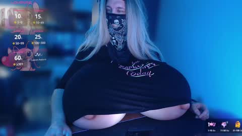 Snapshot of alexboobs66 chatting on 02-02-25, 02:34 alex online show from 02-02-25, 02:34