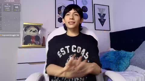 Snapshot of alexconsanii chatting on 04-13-26, 12:27 alexconsanii online show from 04-13-26, 12:27