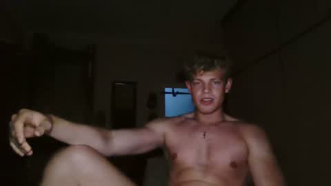 Snapshot of alexcoxx21 chatting on 07-28-26, 08:52 alexcoxx21 online show from 07-28-26, 08:52